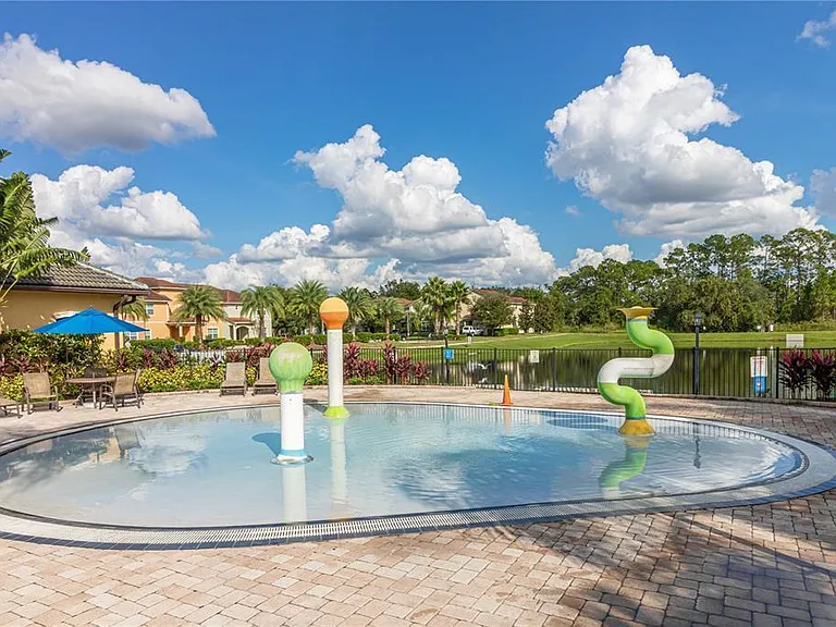 8937 Bismarck Palm Rd — Photo 34