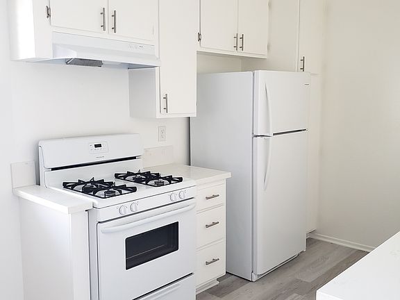 2nd image of 12333 Texas Ave APT 5