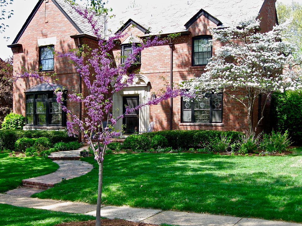 1st image of 7419 Cromwell Dr