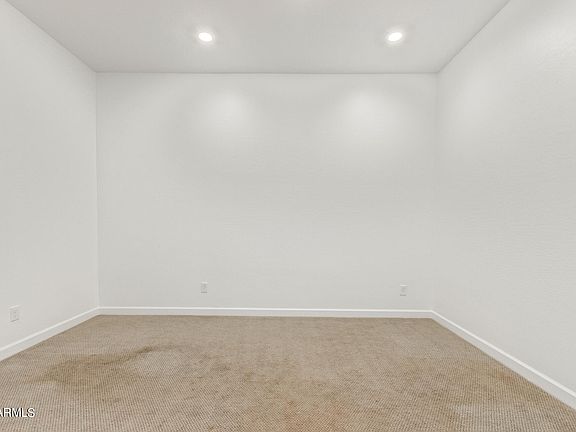 4th image of 21511 E Waverly Ct
