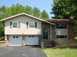 25 N Larand Dr, Holts Summit, MO 65043