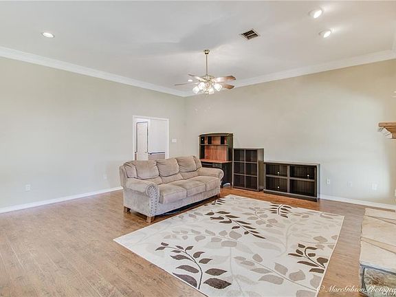 5th image of 5916 Stockwood St