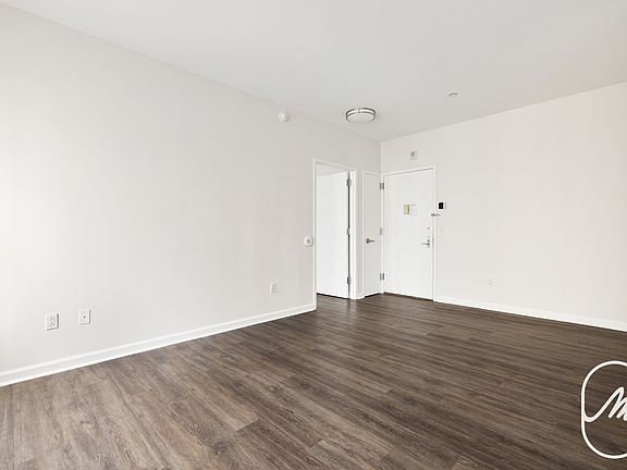 5th image of 15 Park Row APT 9N