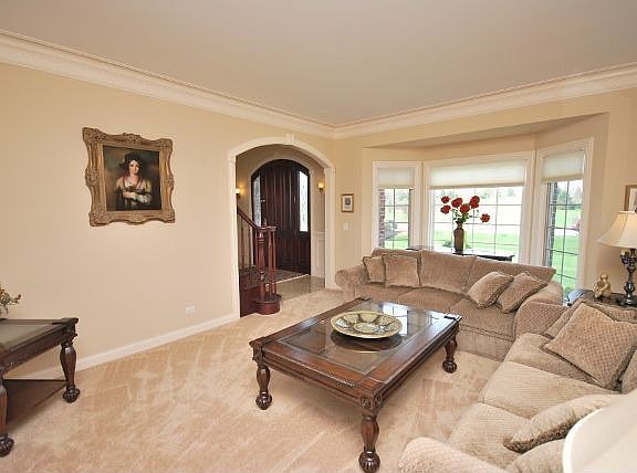 4th image of 38W318 Clubhouse Dr