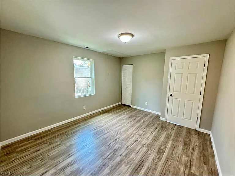 2712 Vimy Ridge Ave — Photo 10