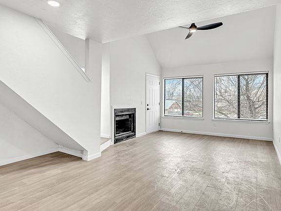4th image of 11560 N May Ave APT 205