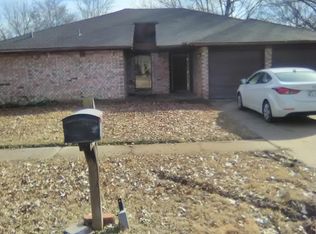 511 Barclay Rd, Muskogee, OK 74403