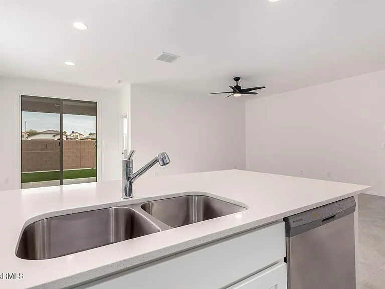 15676 W Winslow Ave — Photo 11
