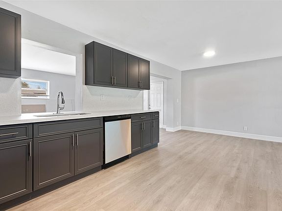 3rd image of 1108 NW 45th Avenue