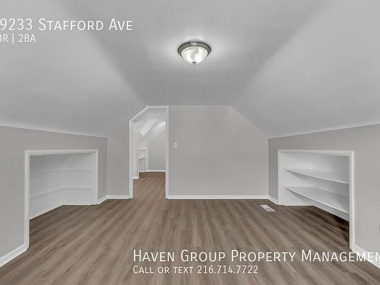 19233 Stafford Ave — Photo 14