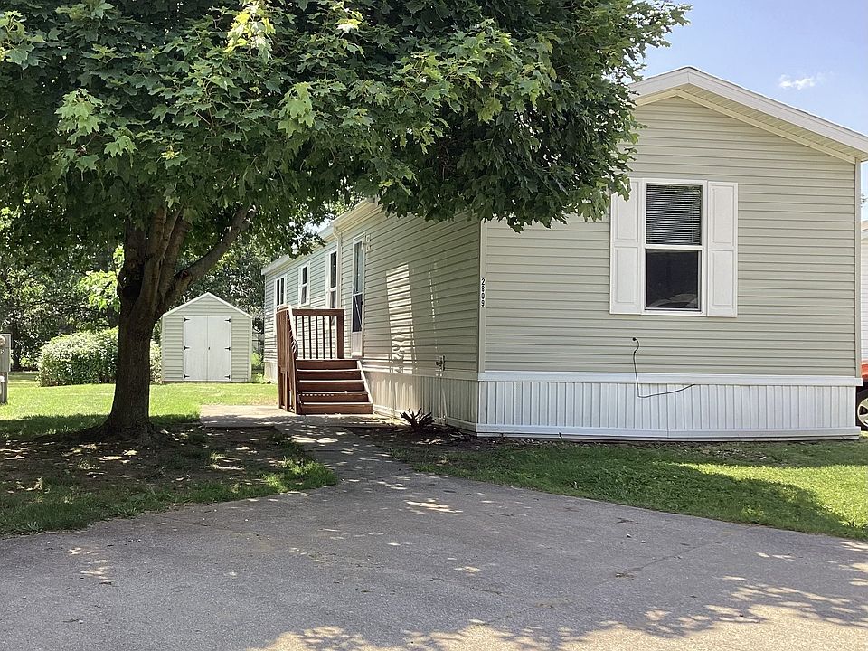 1st image of 2937 Mallow St #505