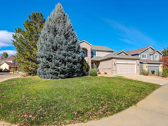 2nd image of 3678 Dahlia Way