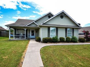 103 Hubbard St, Nevada, TX 75173