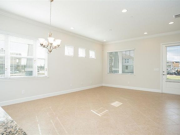 3rd image of 13483 Granger Ave