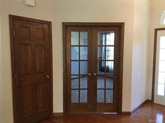 5th image of 1332 Cheatham Way