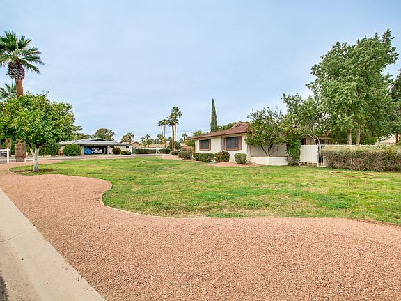 2nd image of 301 N Palo Verde Dr