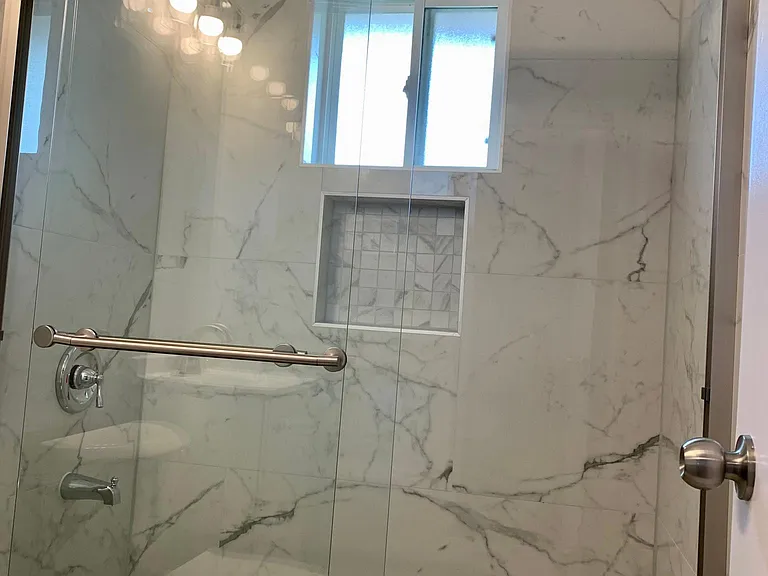 305 Thomas St #7 — Photo 7
