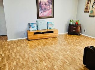 40 Green Valley Ct, Secaucus, NJ 07094