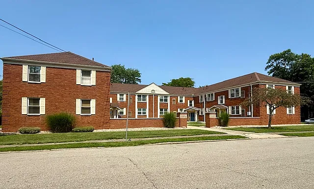 460 Woodward Ave #8 — Photo 1