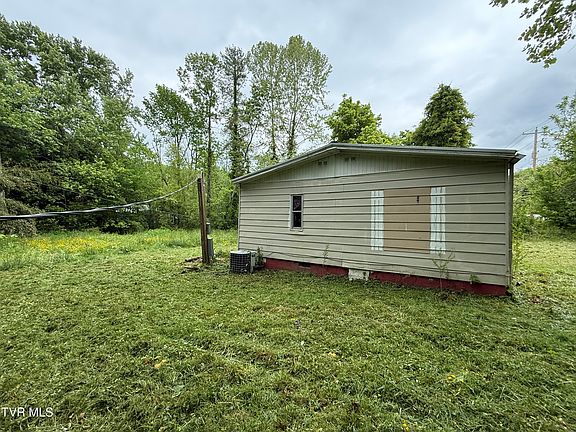 5th image of 733 Taggart Ave