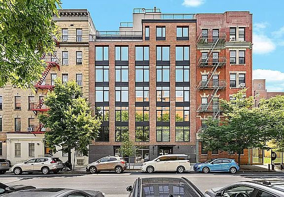 5th image of 336 E 112th St #330