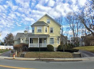 1257 Robeson St, Fall River, MA 02720
