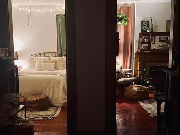 5th image of 344 W Hubbard Ave #6