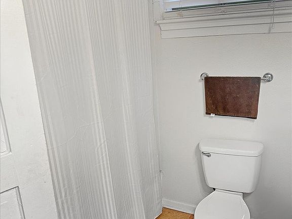 5th image of 18475 H H Wilson Rd