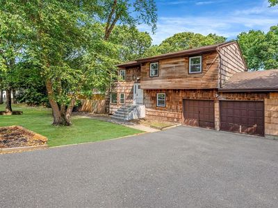 3 Texas Street, Selden, NY, 11784