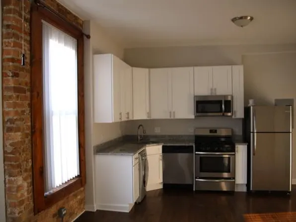 1447 W 17th St APT 2M, Chicago, IL 60608