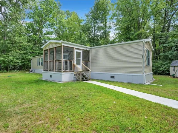 188 Wilmington Road, Colchester, VT 05446