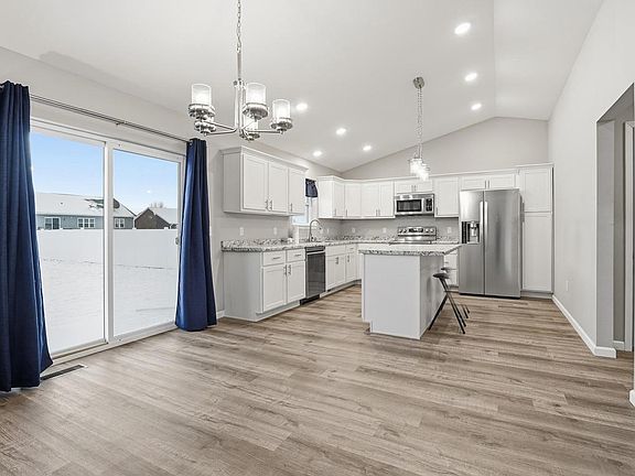 2nd image of 2148 Cambridge Court