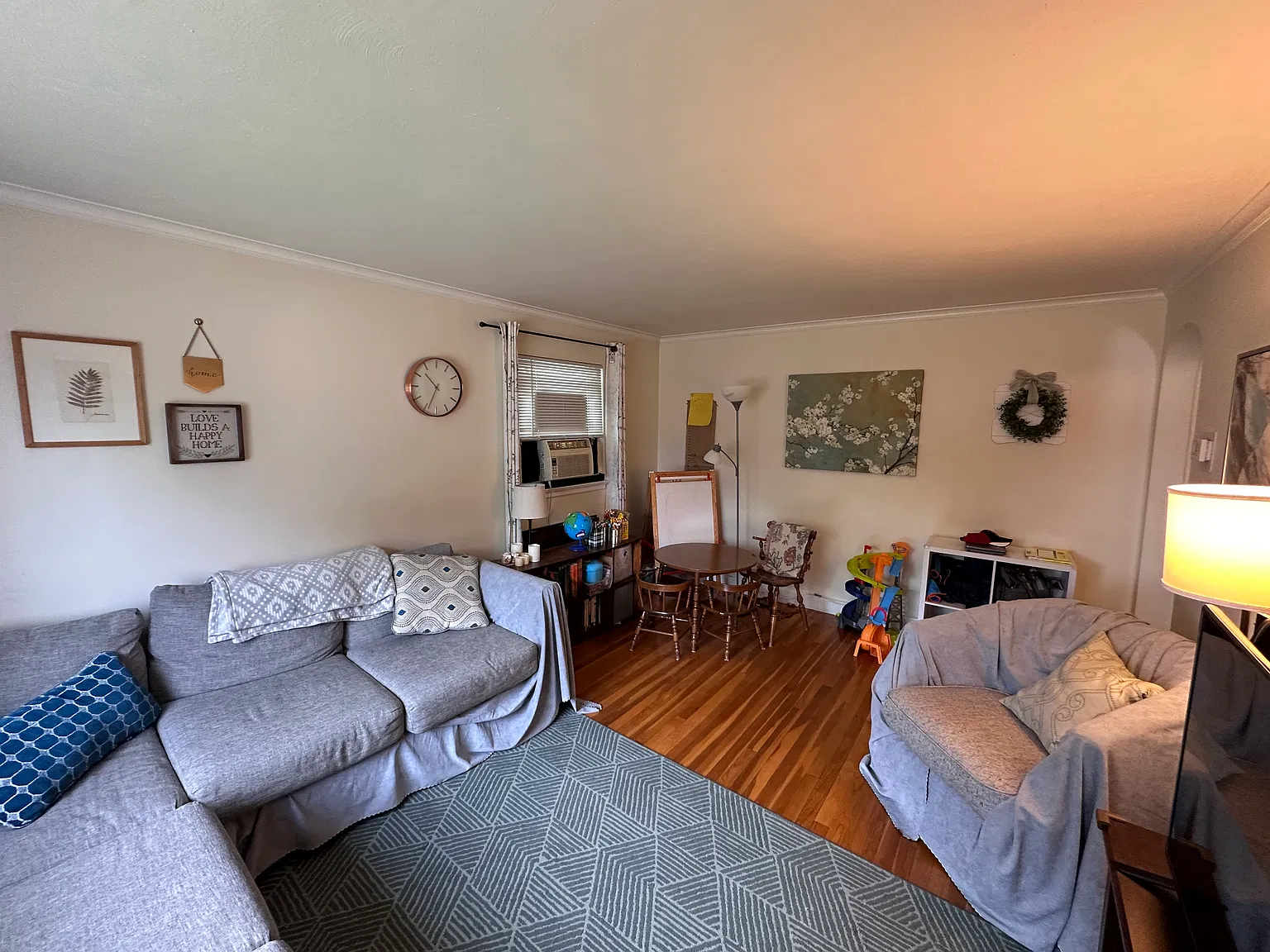 182 Summit Ave — Photo 2