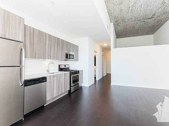 3rd image of 1345 S Wabash Ave #901B