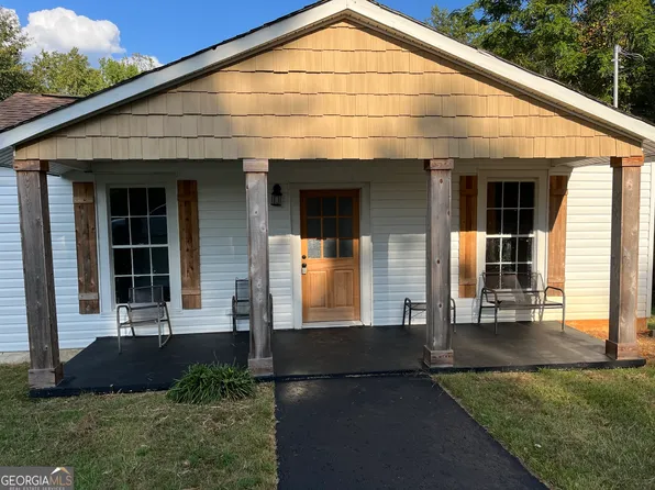 802 Jd Parham Dr, Manchester, GA 31816