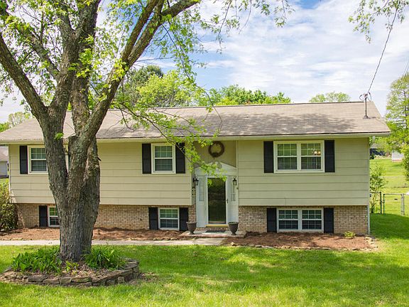 2nd image of 3525 Ozark St NW #59