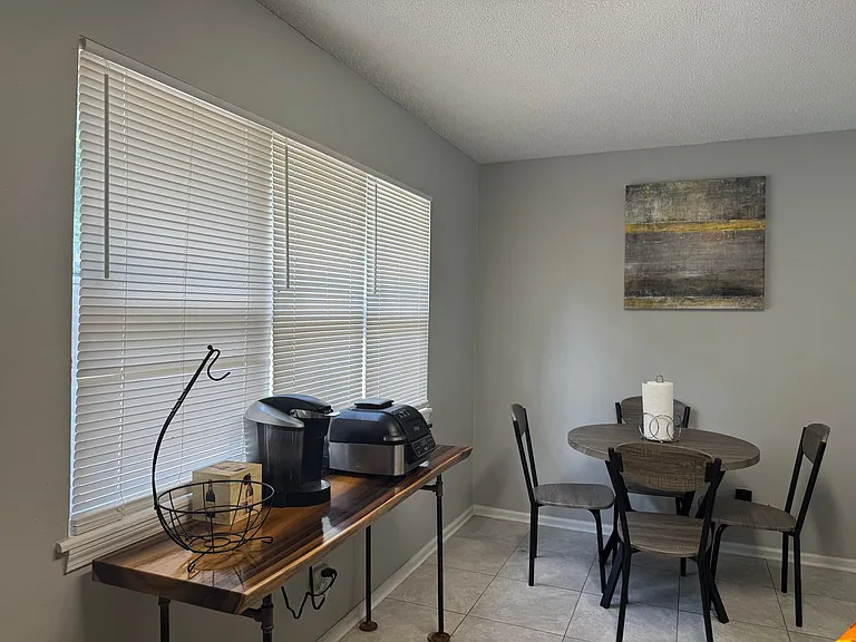 2712 Monticello Dr NW — Photo 6