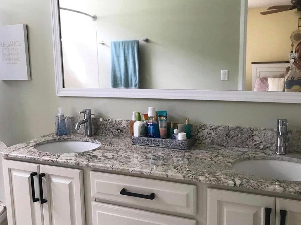 2nd image of 348 Kaelepulu Dr APT F