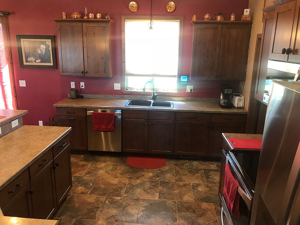 2nd image of 701 N St E