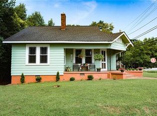 300 S Main Ave, Newton, NC 28658