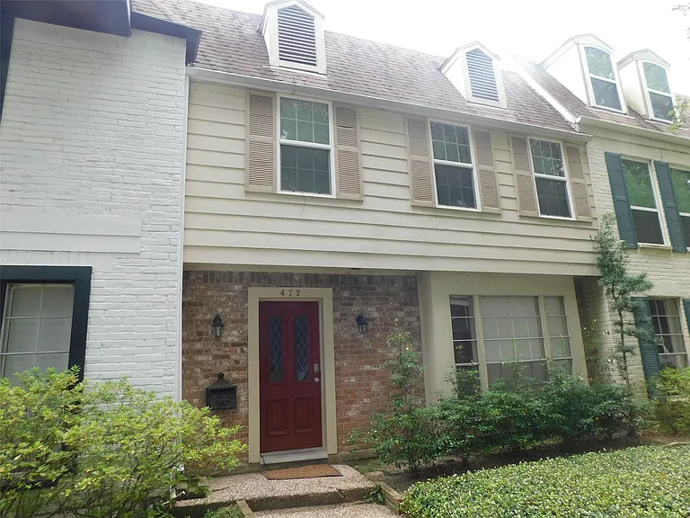 472 N Post Oak Ln — Photo 48