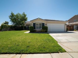 13613 Del Haven St, Victorville, CA 92392