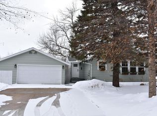 2502 Sara Ave, Alexandria, MN 56308