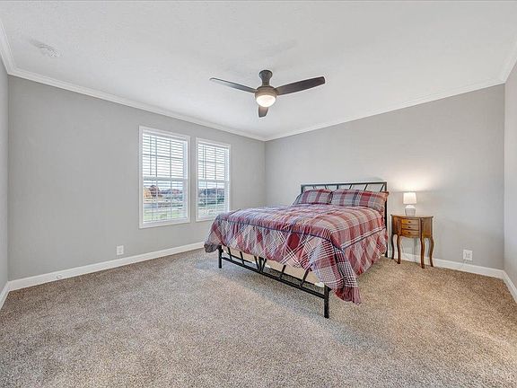 4th image of 1026 Cattle Call Ln