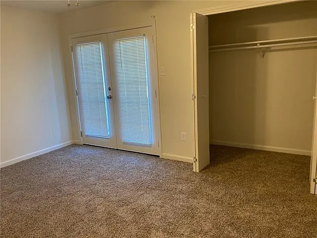 2755 Albany St #D — Photo 10