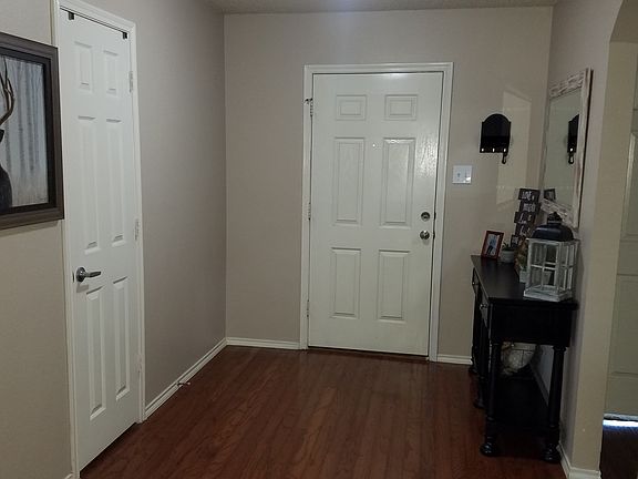 5th image of 110 Shady Creek Ln
