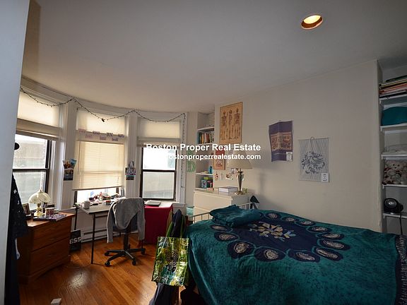 2nd image of 45 Westland Ave APT 9