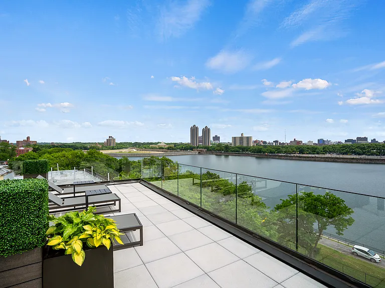 3103 Sedgwick Ave #3A — Photo 16
