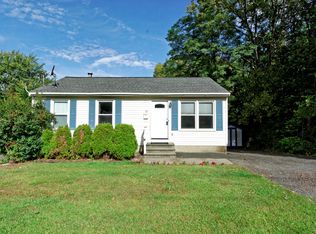 10 Ridge Road, East Greenbush, NY 12144