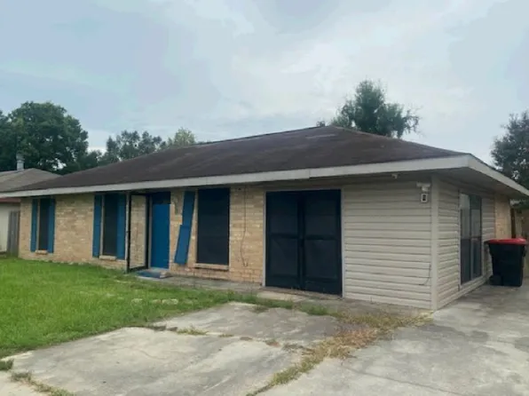 135 Greek St, Lafayette, LA 70507